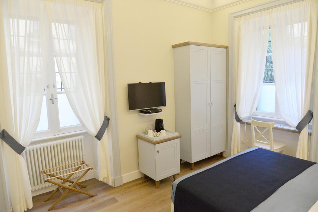 Guest house Little Rose 2*