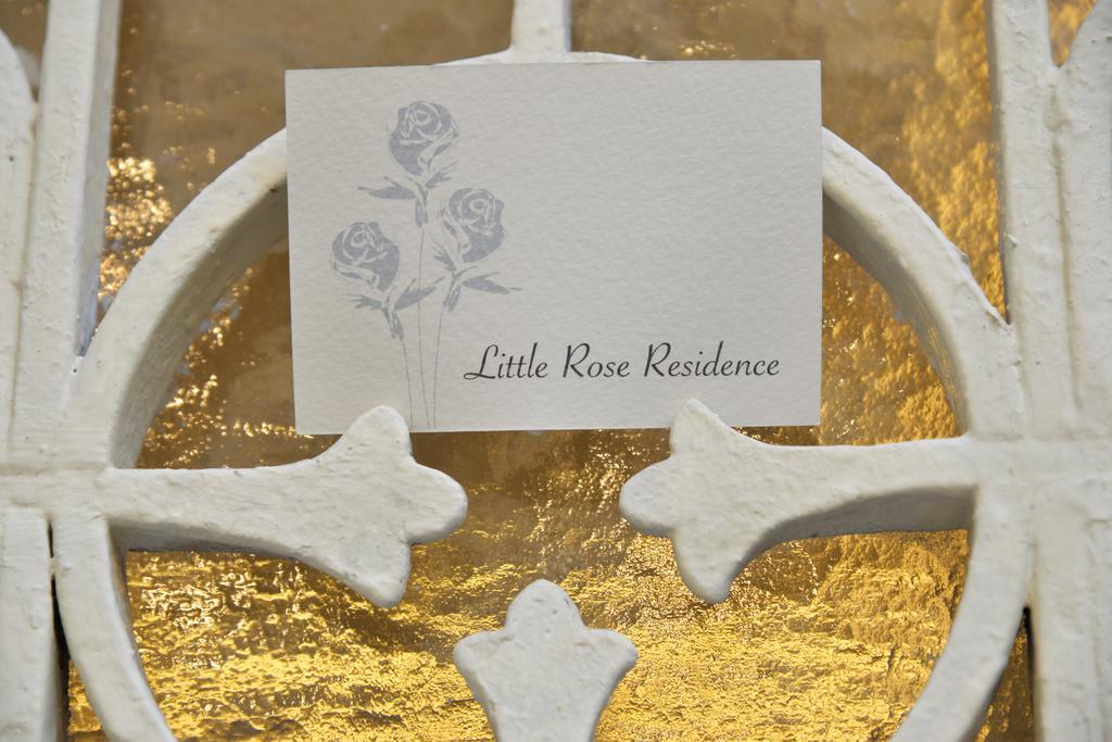 Little Rose Roma